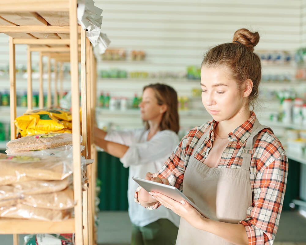 whitepaper post pandemic trends in retail industry - JK Tech